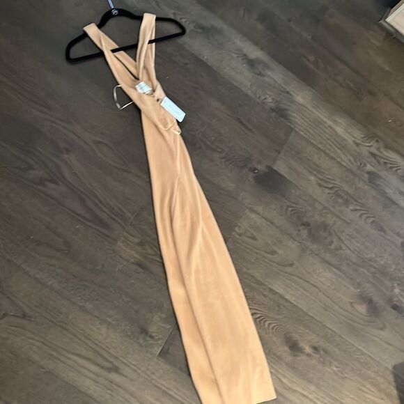 Line and Dot Dre Crisscross Midi Dress - Medium - Picture 10 of 12